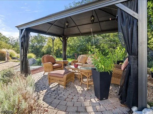 $4,000,000 | 406 Caruso Court, Neshanic Station, NJ 08853