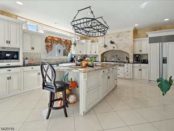 $4,000,000 | 406 Caruso Court, Neshanic Station, NJ 08853