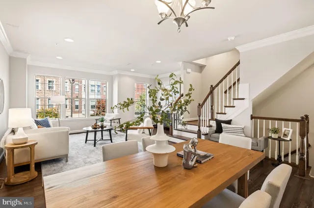 $750,000 | 808 Admirals Way, Unit 303, Oxon Hill, MD 20745