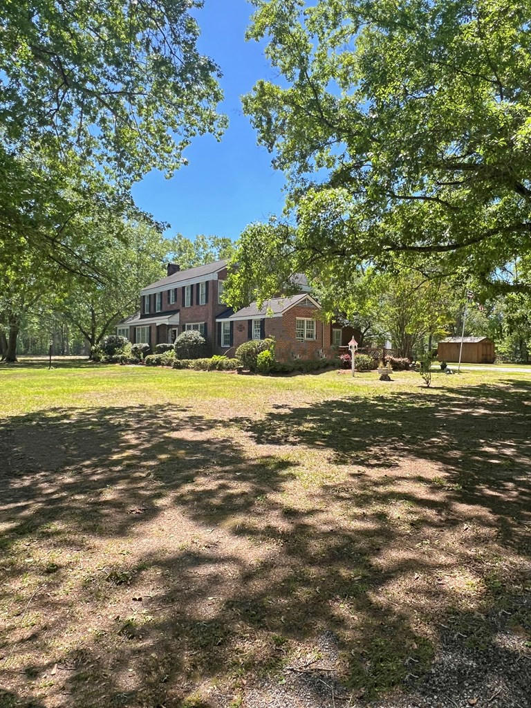 1989 Old Georgetown Road Manning, SC 29102 - Photo 2 of 48 Gallery Image 2
