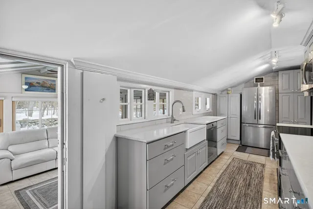 $500,000 | 279 Roast Meat Hill Road, Killingworth, CT 06419