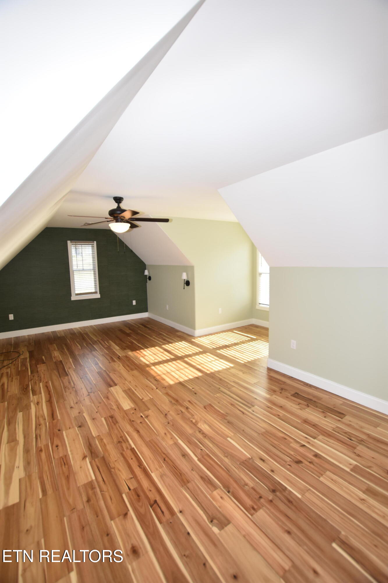 322 Blount Circle Rutledge, TN 37861 - Photo 15 of 43 DSC_0030