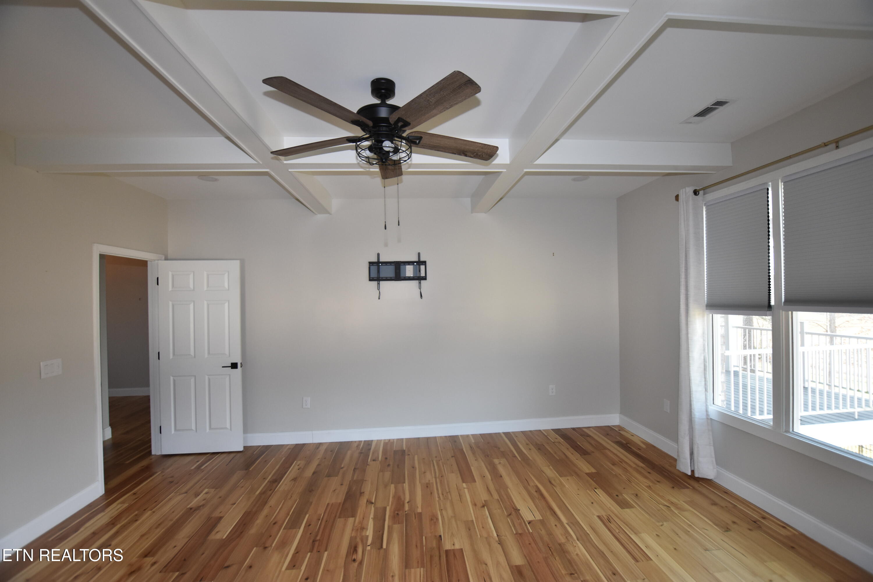 322 Blount Circle Rutledge, TN 37861 - Photo 18 of 43 Primary