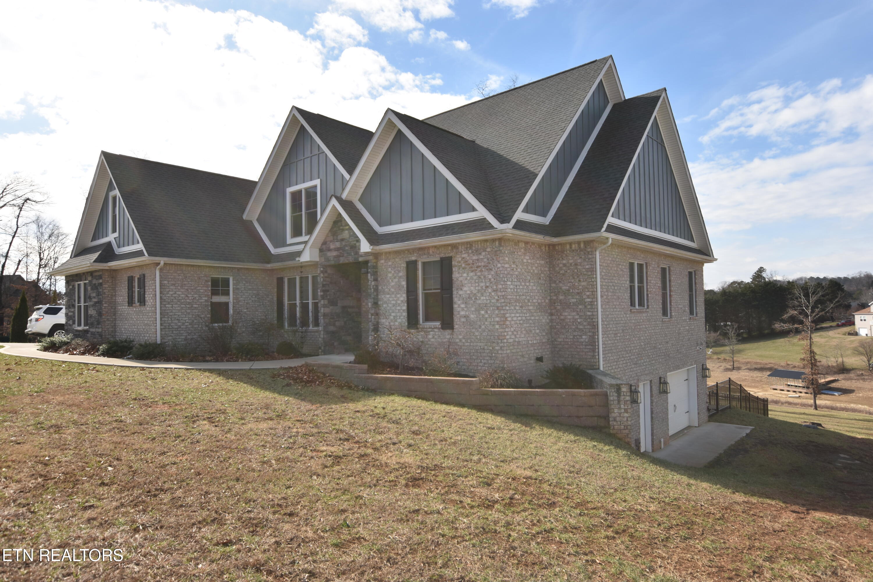 322 Blount Circle Rutledge, TN 37861 - Photo 2 of 43 DSC_0012
