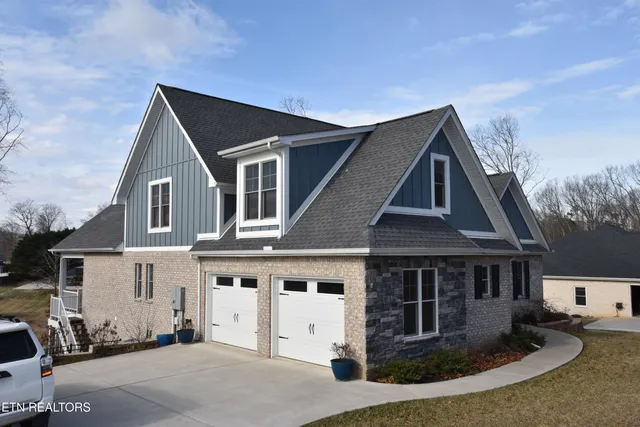 $875,000 | 322 Blount Circle, Rutledge, TN 37861