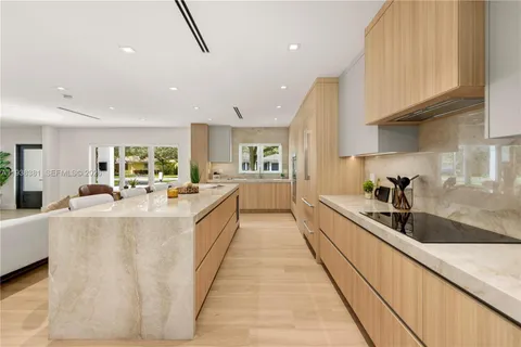 $2,950,000 | 6011 Maynada Street, Coral Gables, FL 33146