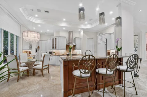 $3,950,000 | 33 Southeast Olive Way, Boca Raton, FL 33432