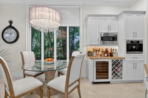 $3,950,000 | 33 Southeast Olive Way, Boca Raton, FL 33432