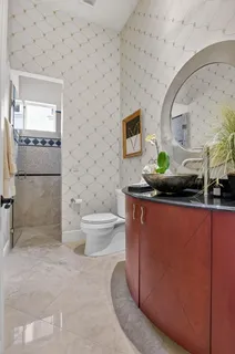 $3,950,000 | 33 Southeast Olive Way, Boca Raton, FL 33432