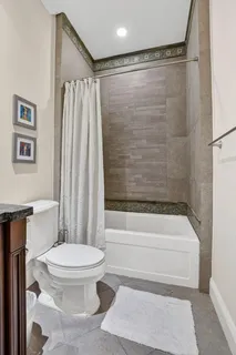 $3,950,000 | 33 Southeast Olive Way, Boca Raton, FL 33432