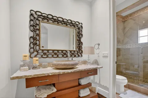 $3,950,000 | 33 Southeast Olive Way, Boca Raton, FL 33432