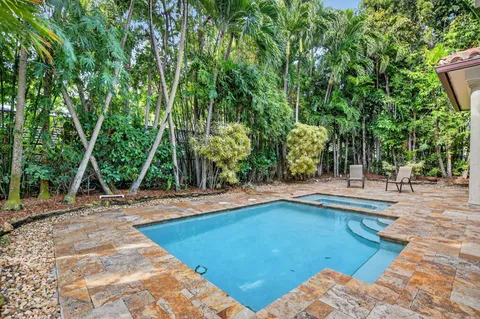 $3,950,000 | 33 Southeast Olive Way, Boca Raton, FL 33432