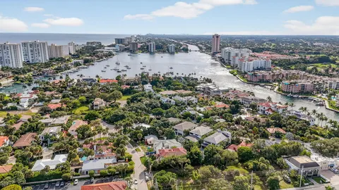 $3,950,000 | 33 Southeast Olive Way, Boca Raton, FL 33432