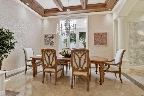 $3,950,000 | 33 Southeast Olive Way, Boca Raton, FL 33432