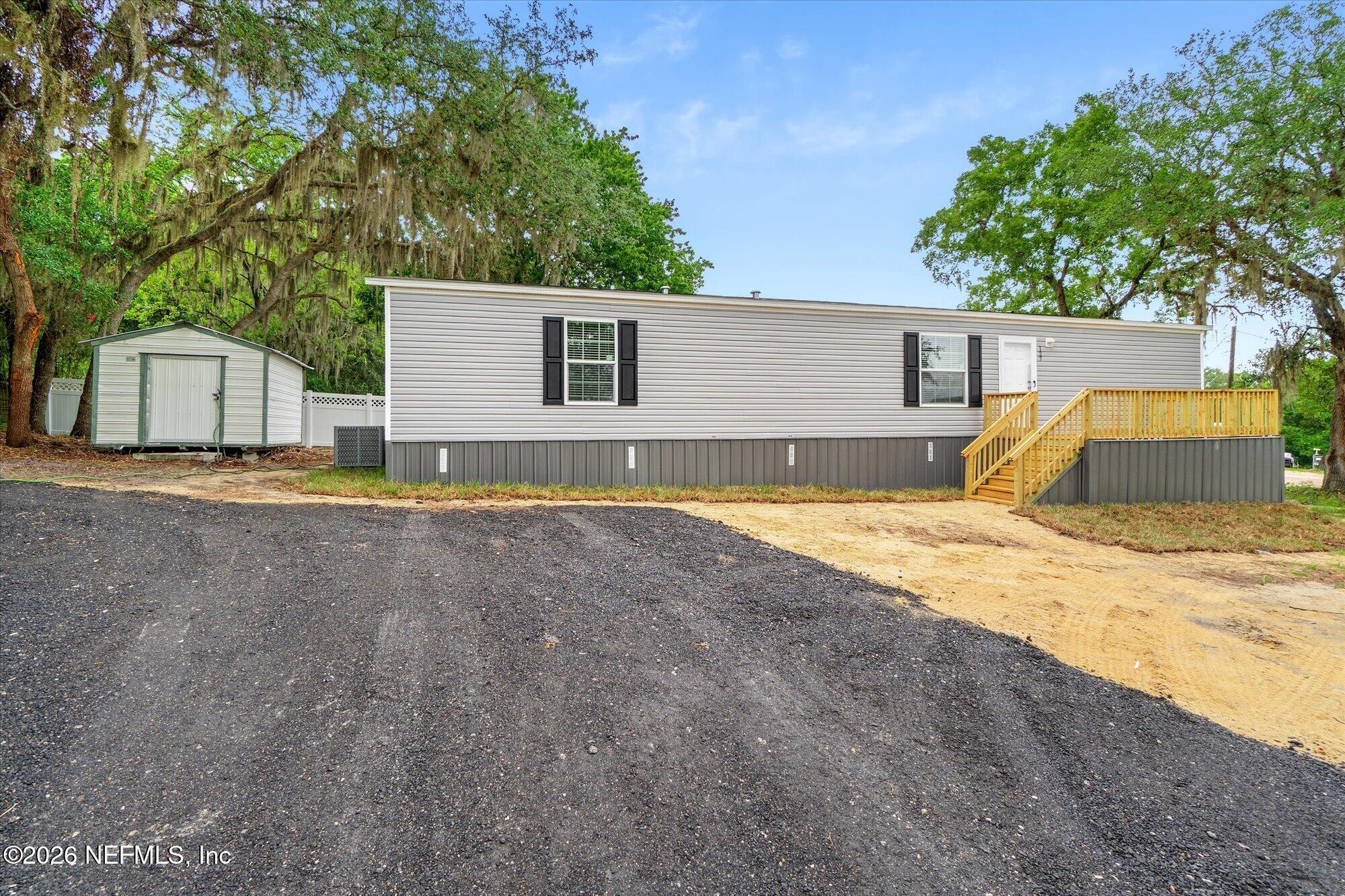 127 Riverside Trail Satsuma, FL 32189 - Photo 1 of 39 31-127 Riverside Trail-31
