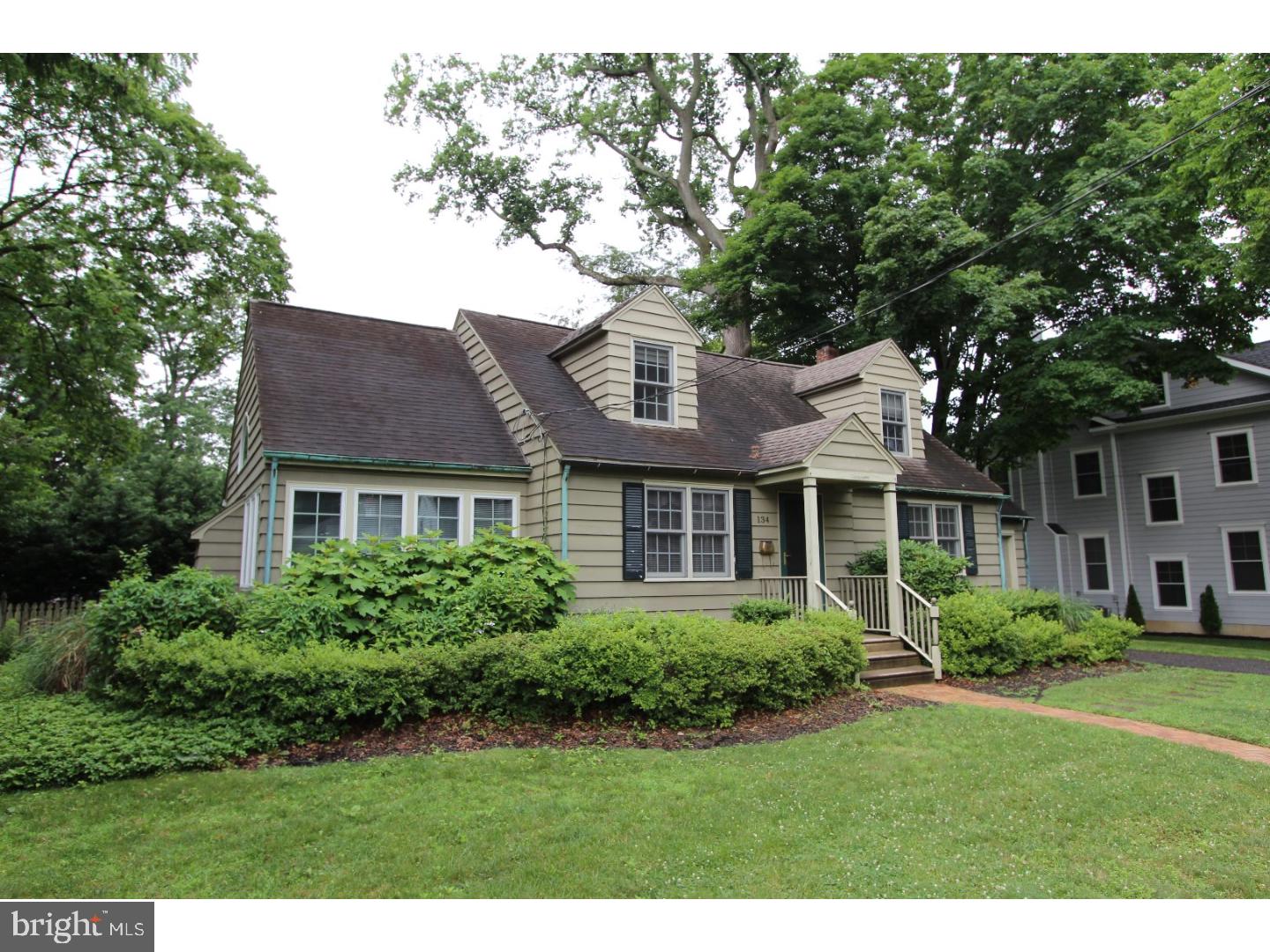 134 Peyton Avenue Haddonfield, NJ 08033 - Photo 3 of 23