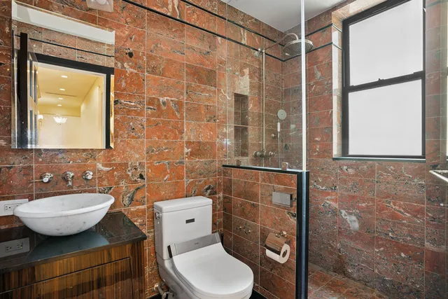 $3,375,000 | 290 West End Avenue, Unit 14C | Upper West Side