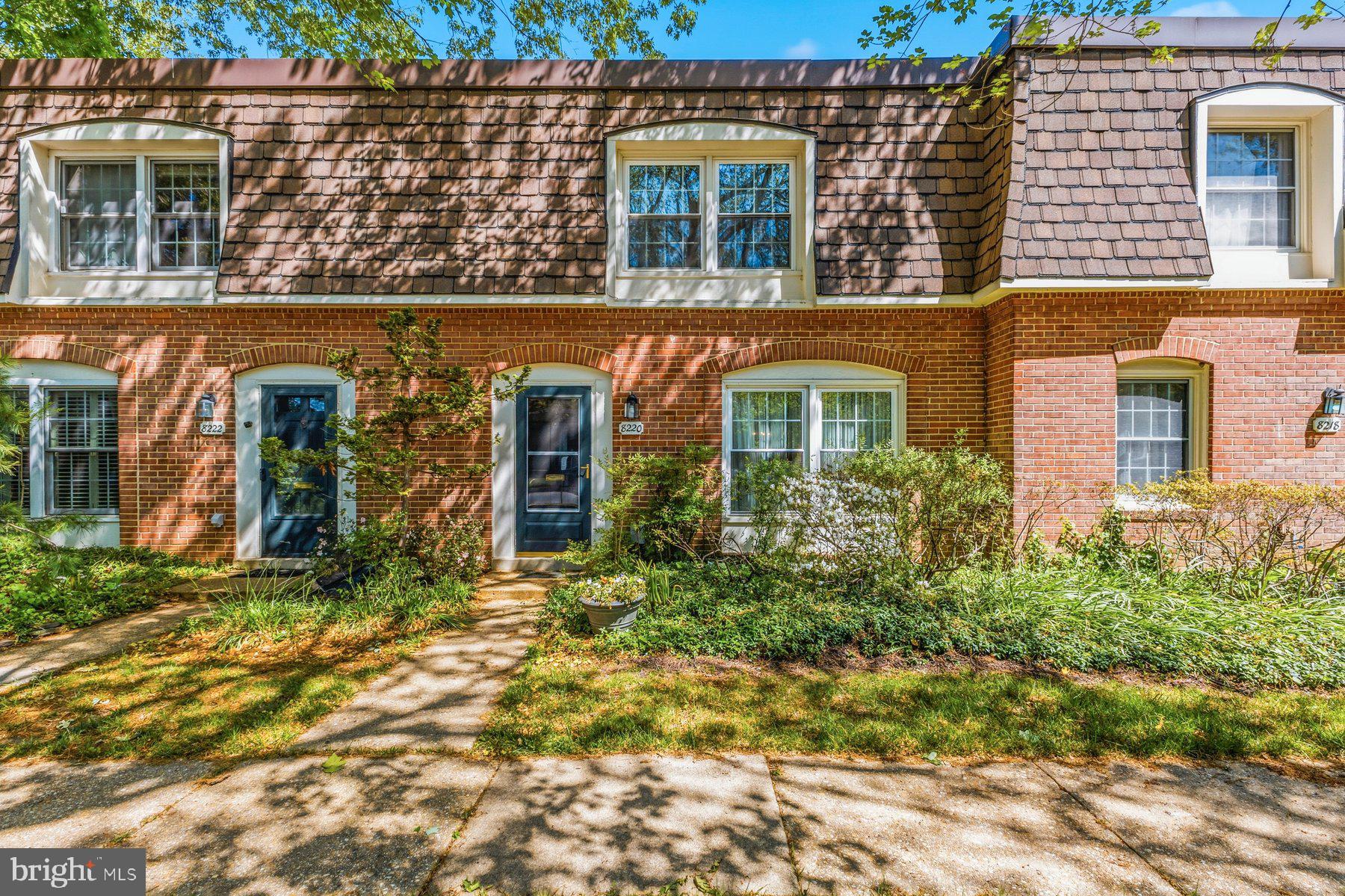8220 Carrleigh Parkway, Unit 11 Springfield, VA 22152 - Photo 3 of 26