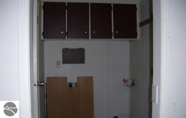 1110 South Pineview Road Suttons Bay, MI 49682 - Photo 10 of 15 1710367-9.JPG