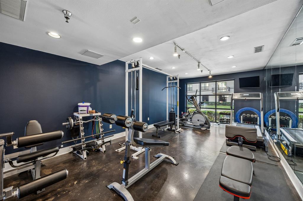 4605 Cedar Springs Road, Unit 218 Dallas, TX 75219 - Photo 24 of 39 Gallery Image 24