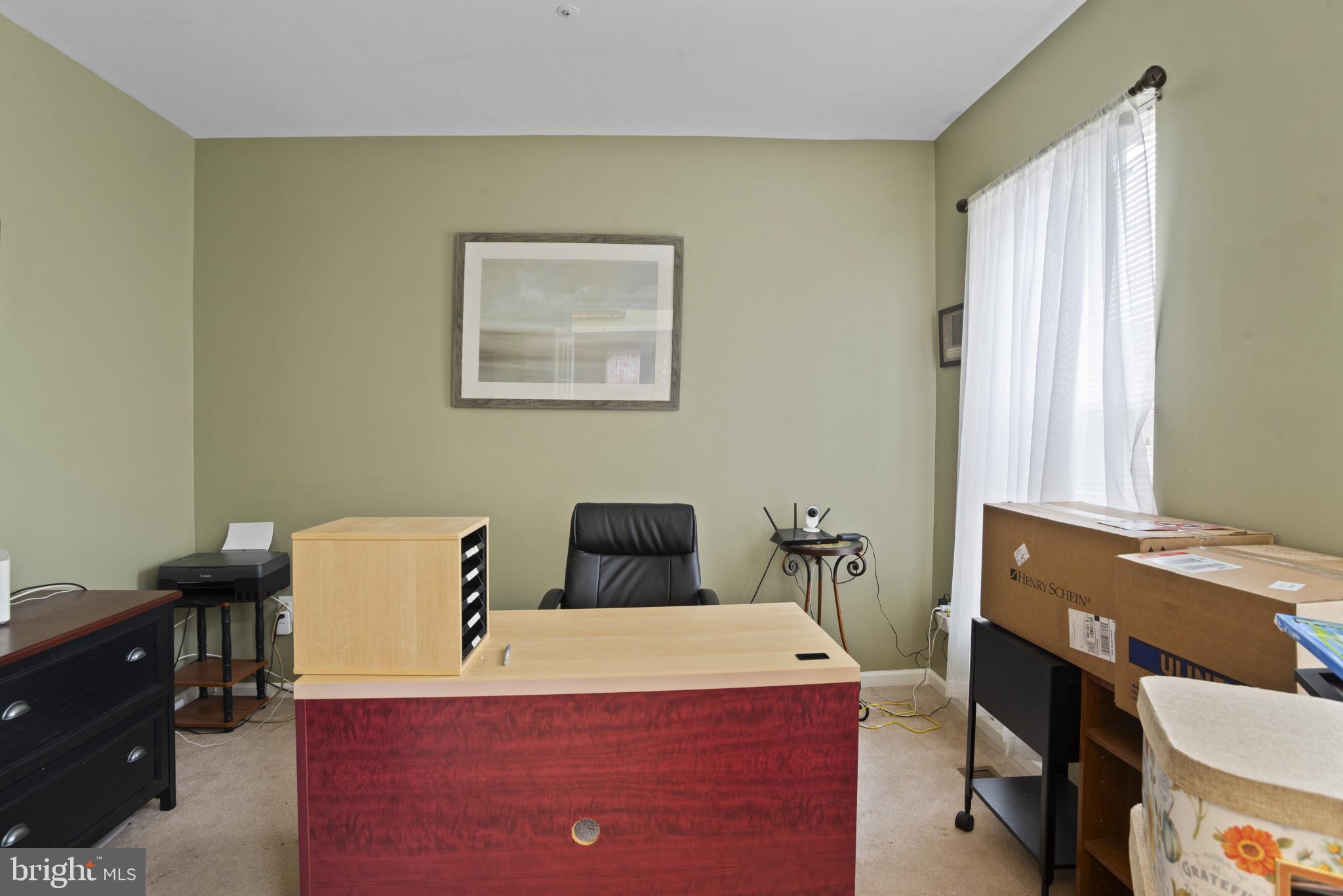 500 Treehouse Court Fort Washington, MD 20744 - Photo 12 of 25 a living room with furniture and a window