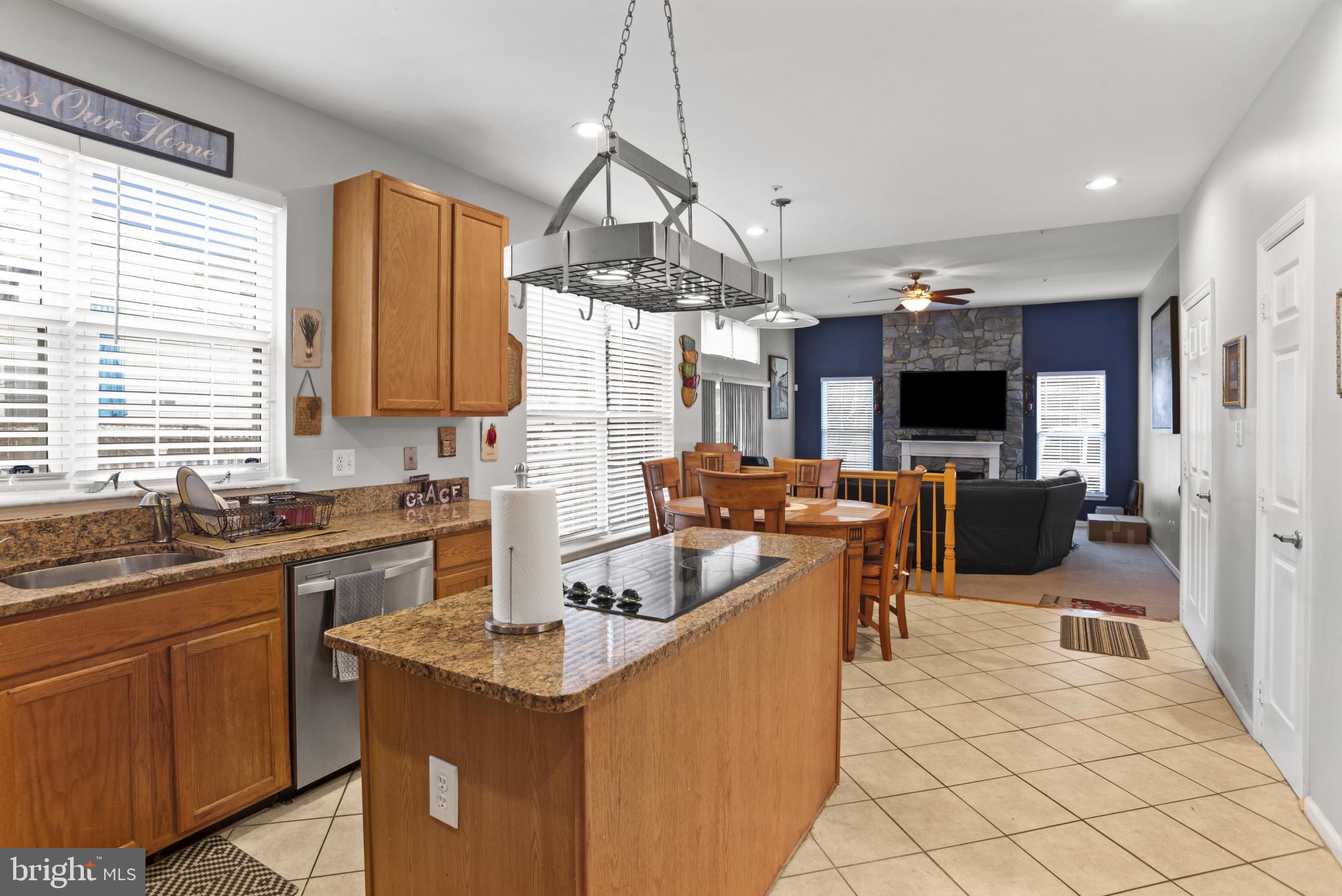 500 Treehouse Court Fort Washington, MD 20744 - Photo 9 of 25 a kitchen with sink refrigerator and window