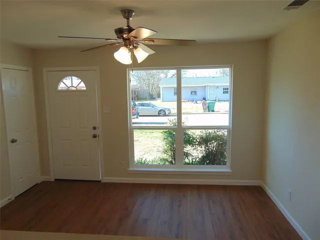 $185,000 | 216 Wilmer Heights Drive, Wilmer, TX 75172