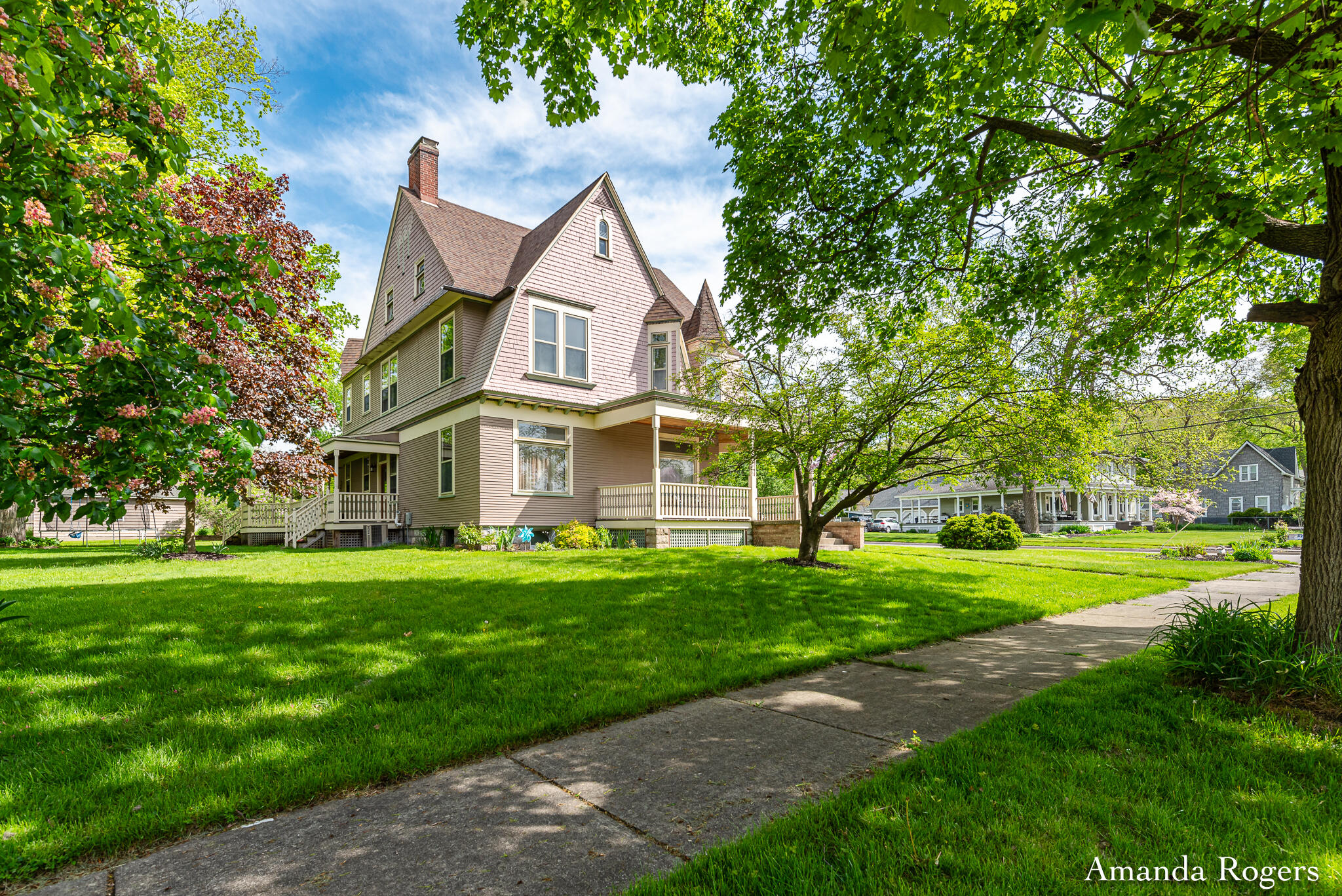 429 High Street Southeast Lowell, MI 49331 - Photo 2 of 56 RHPRE_240507_002
