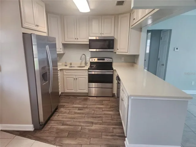 $2,775 | 109 21st Street Northeast, Bradenton, FL 34208