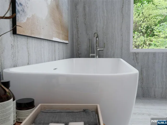 $2,750,000 | 648 Falmouth Avenue, Paramus, NJ 07652