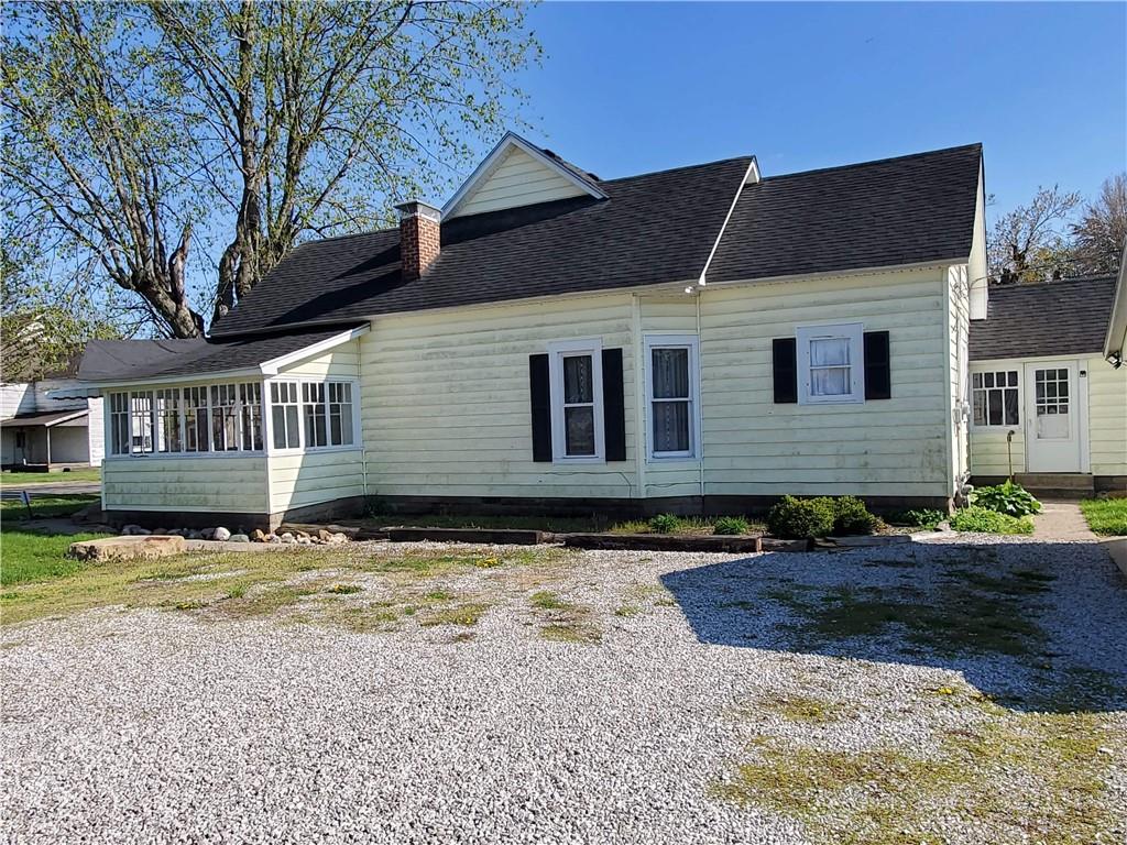 26 Main Street Rosedale, IN 47874 - Photo 3 of 17