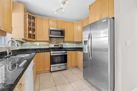 $1,085,000 | 715 Tyler Street, Hollywood, FL 33019