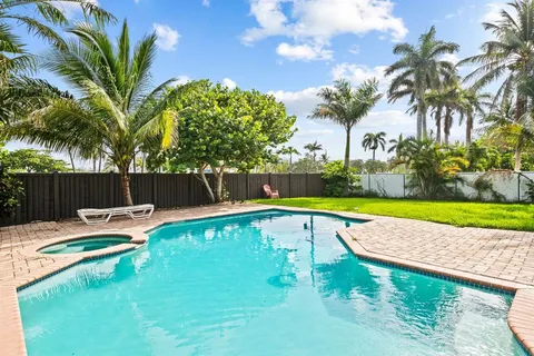 $1,085,000 | 715 Tyler Street, Hollywood, FL 33019