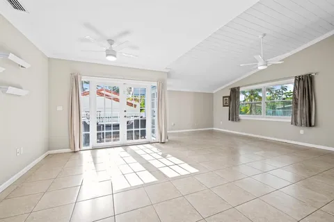 $1,085,000 | 715 Tyler Street, Hollywood, FL 33019