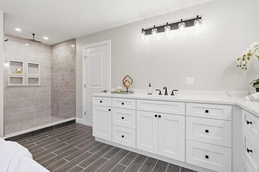 22 Townsend Road Shirley, MA 01464 - Photo 21 of 37 Gallery Image 21