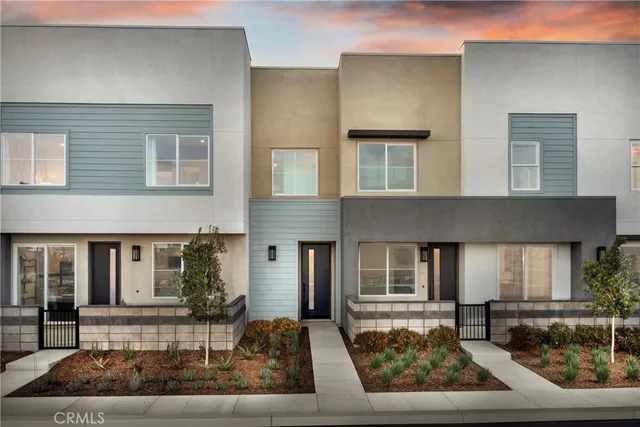 $435,990 | 3648 South Eichler Paseo, Unit 3, Ontario, CA 91761