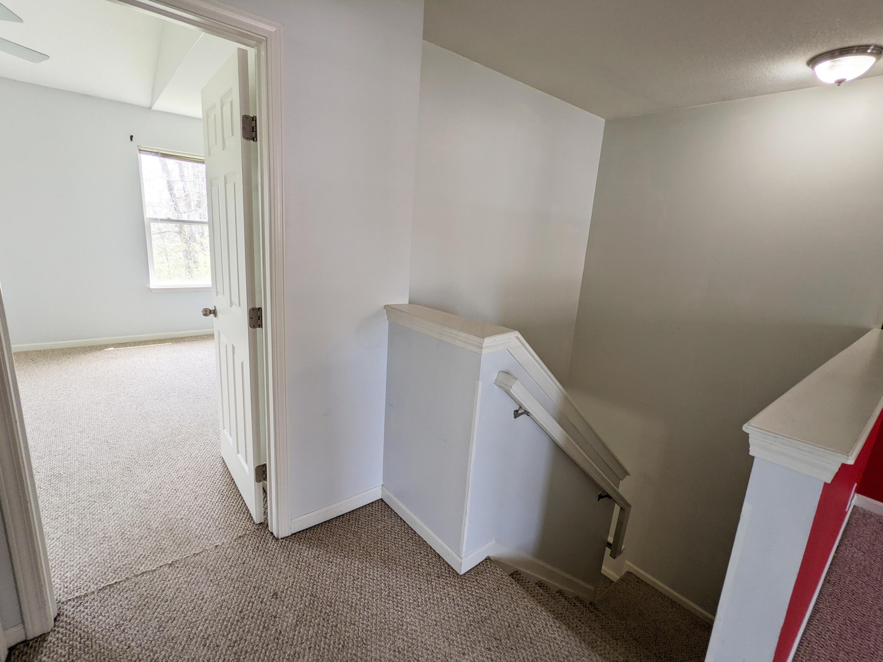 627 Herman Road Columbus, OH 43230 - Photo 11 of 33 10-Stairs-2