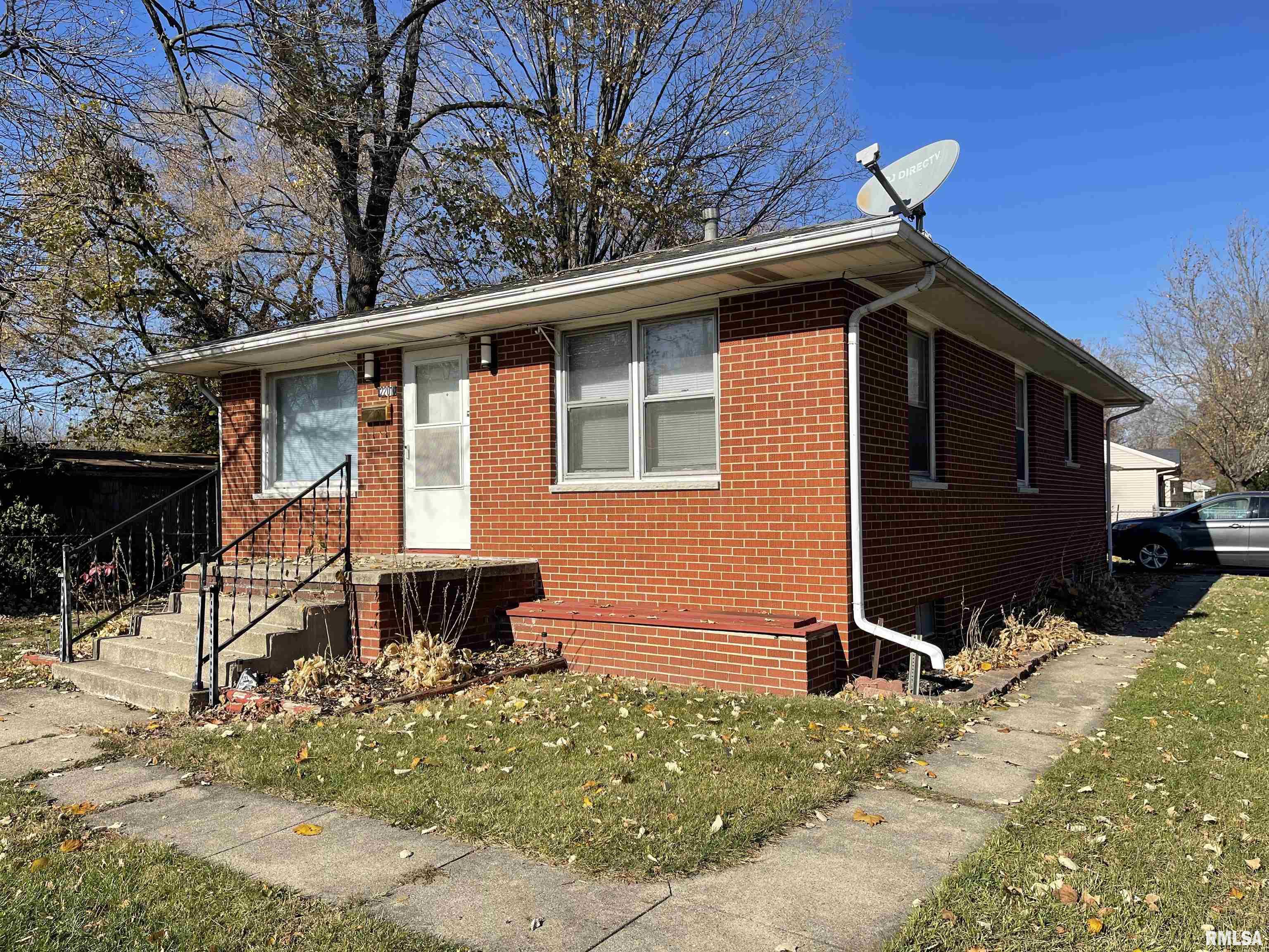 2201 East Ash Street Springfield, IL 62703 - Photo 1 of 1 Gallery Image 1