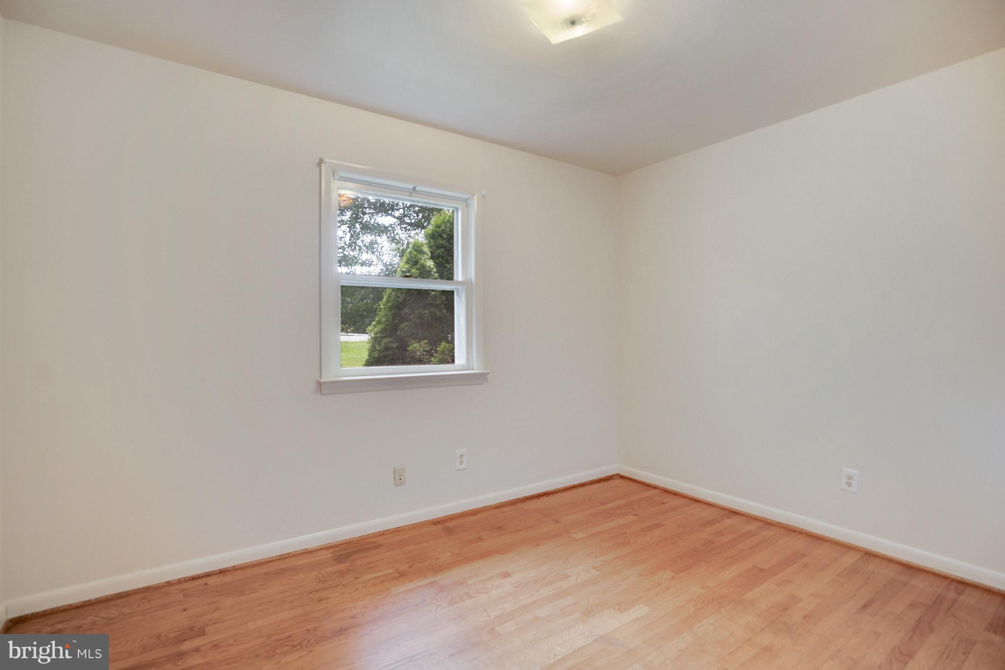 6146 Ridge Road Mount Airy, MD 21771 - Photo 18 of 29 Bedroom
