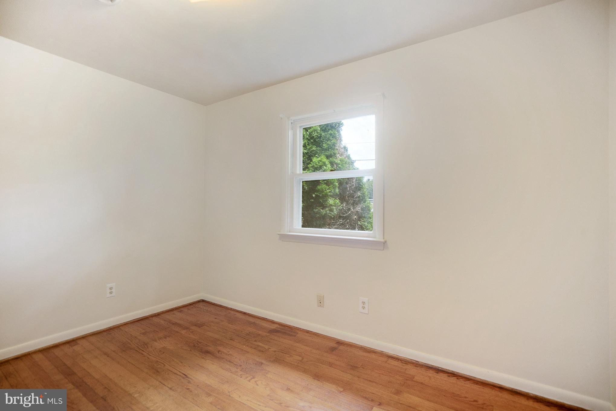 6146 Ridge Road Mount Airy, MD 21771 - Photo 19 of 29 Bedroom