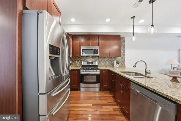 $610,000 | 1512 F Street Northeast, Unit 2, Washington, DC 20002