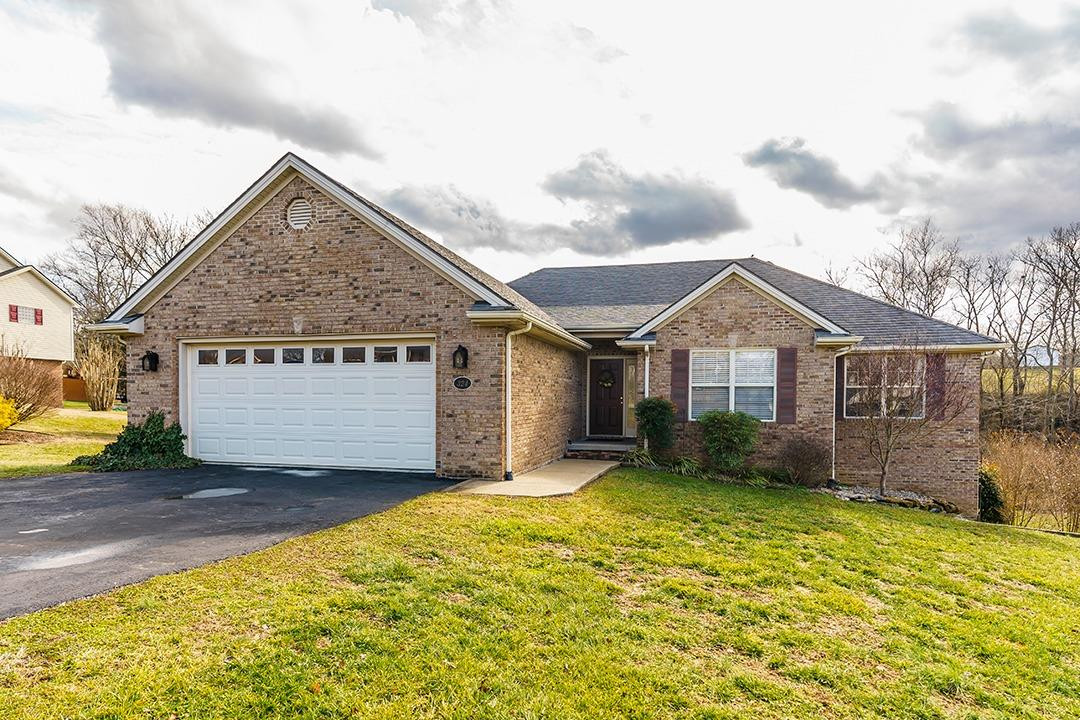 324 Ridgeview Drive Berea, KY 40403 - Photo 1 of 37 Photo 1