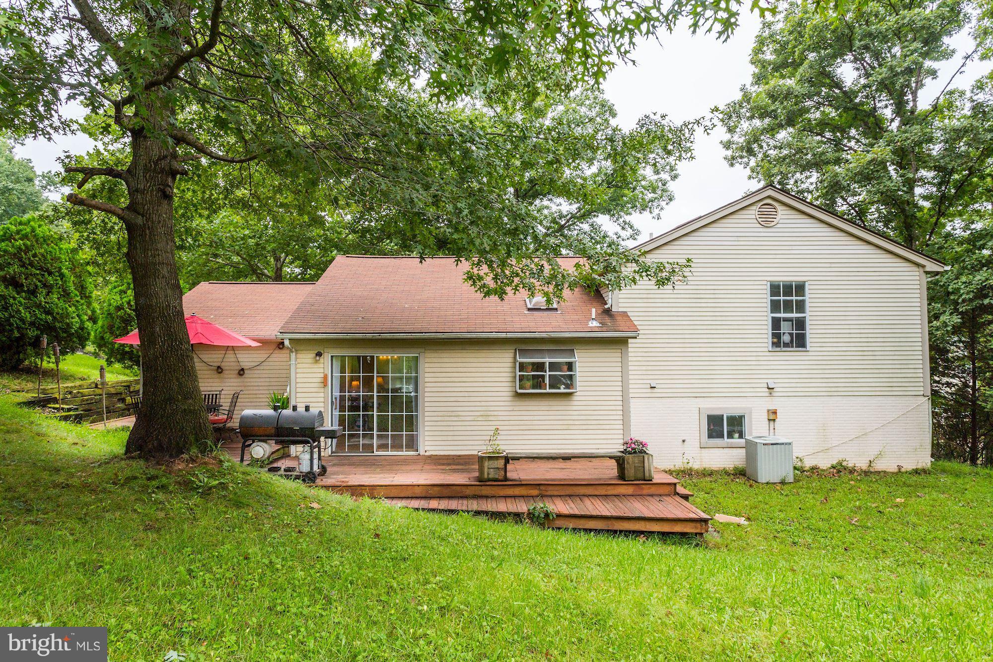 12903 River Ridge Place Laurel, MD 20708 - Photo 22 of 25 Exterior (Rear)