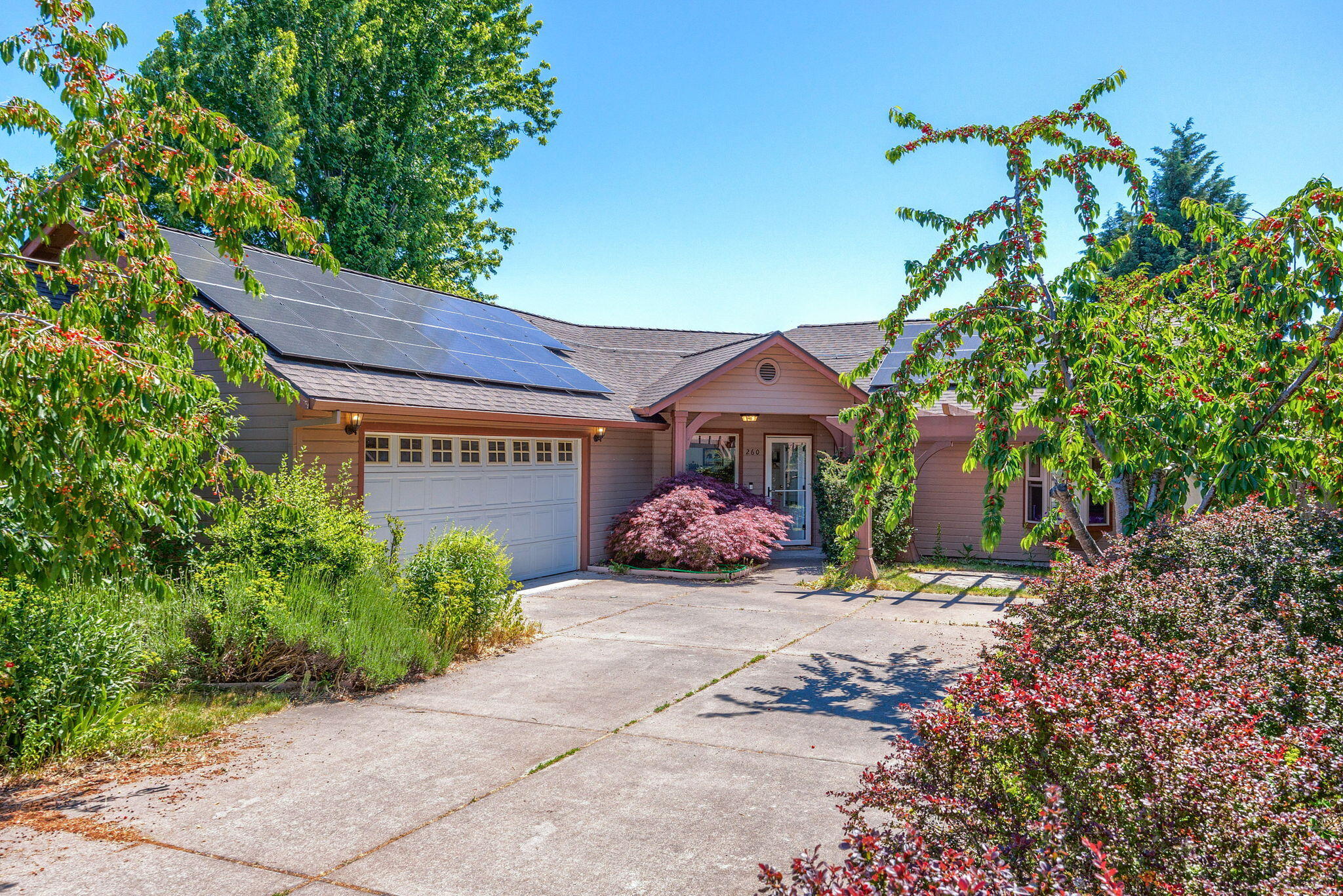 260 Arnos Road Talent, OR 97540 - Photo 1 of 37 ApxAS (1)