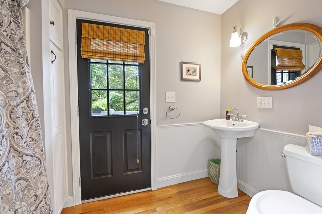 51 Walker Road, Unit 1 Swampscott, MA 01907 - Photo 13 of 38 Gallery Image 13