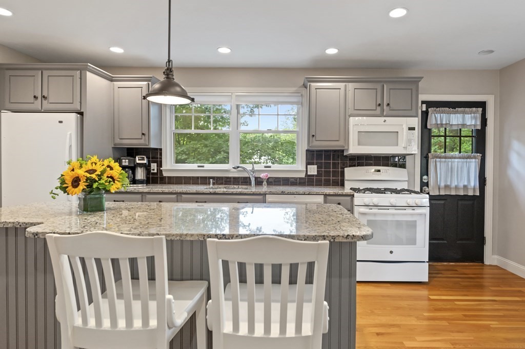 51 Walker Road, Unit 1 Swampscott, MA 01907 - Photo 15 of 38 Gallery Image 15