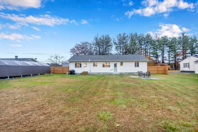 $350,000 | 166 Montgomery Road, Westfield, MA 01085