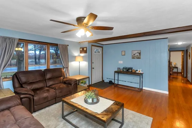 $350,000 | 166 Montgomery Road, Westfield, MA 01085