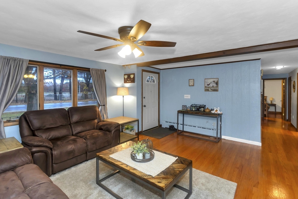 166 Montgomery Road Westfield, MA 01085 - Photo 3 of 21