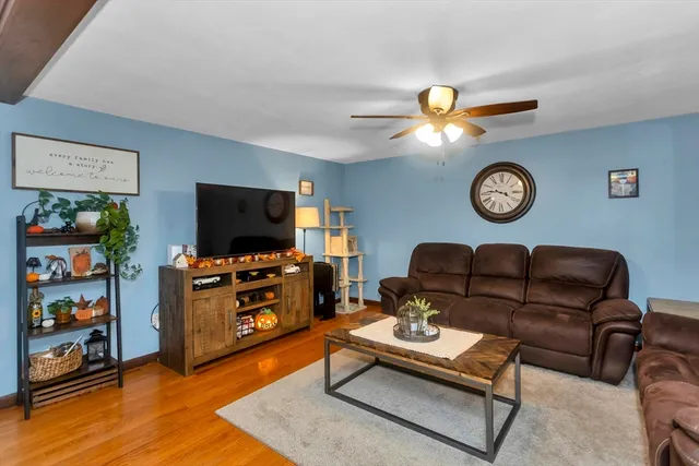 $350,000 | 166 Montgomery Road, Westfield, MA 01085